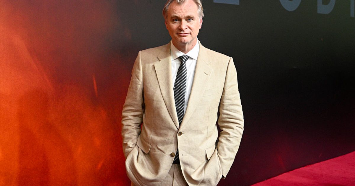 DROPIDEA | دروب ايديا - Christopher Nolan: Artificial Intelligence Is a Glass Trojan Horse
