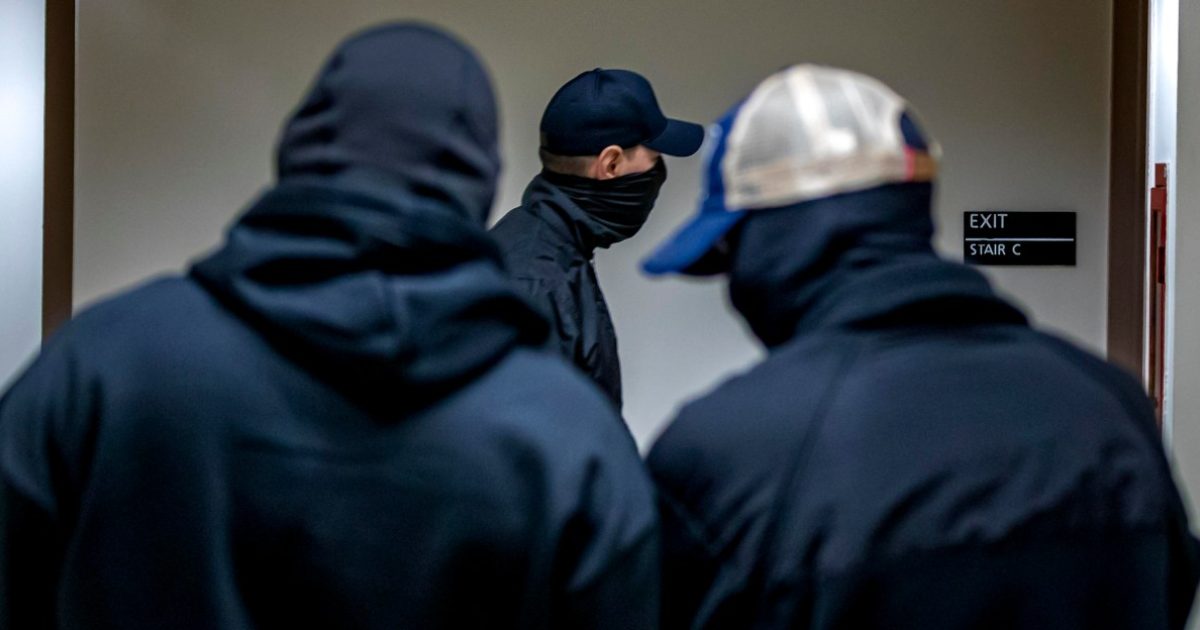 DROPIDEA | دروب ايديا - FBI Withdraws from Investigating ICE Agent Misconduct
