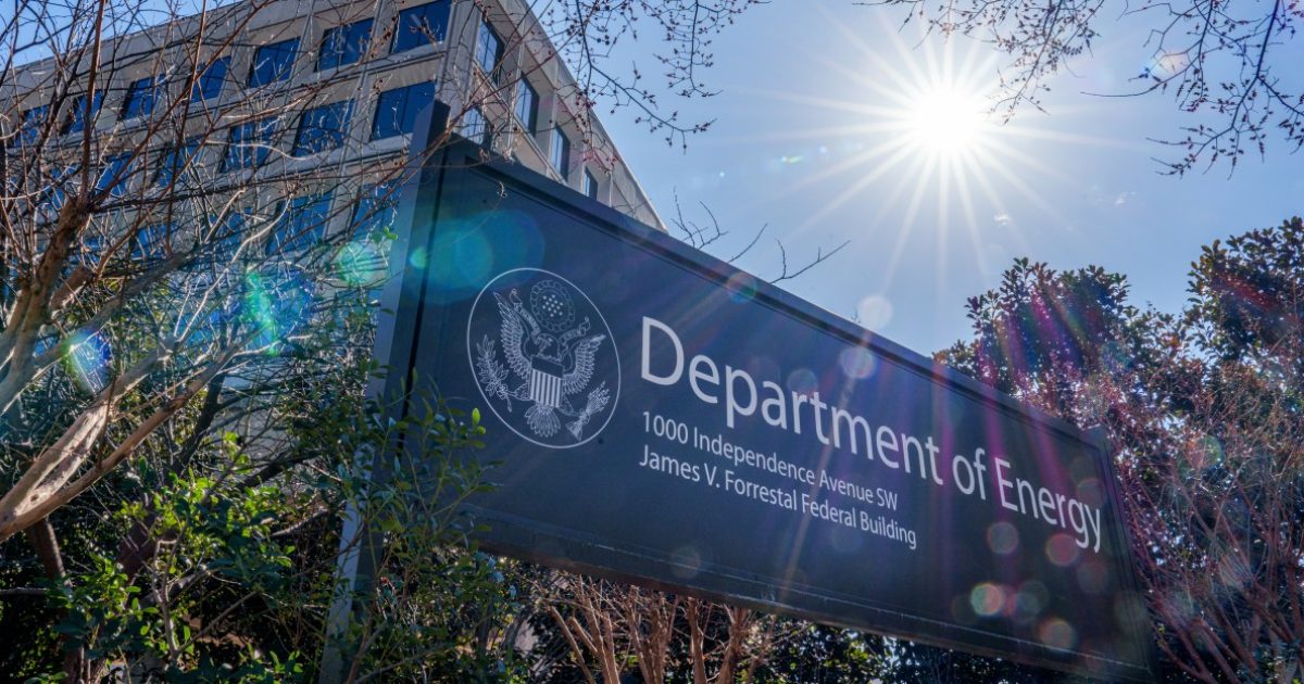 DROPIDEA | دروب ايديا - Thousands of U.S. Energy Efficiency Pages Deleted Amid Record-Breaking Heat Wave