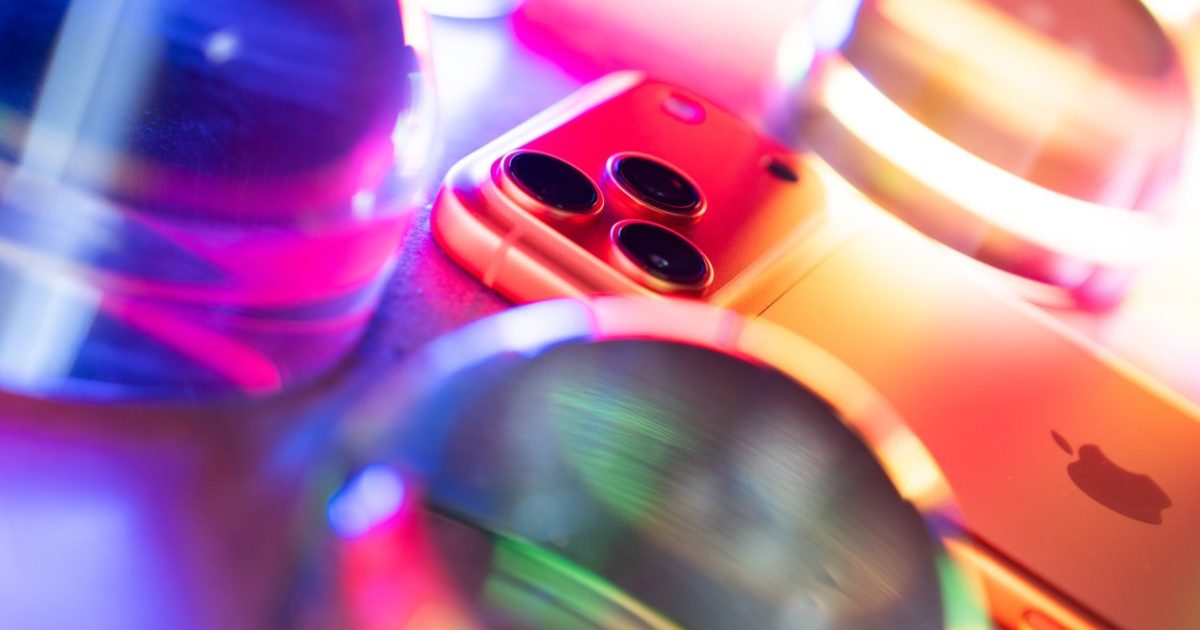 DROPIDEA | دروب ايديا - Why Is Your Phone's Price Rising? A Memory Crisis Rocks the Tech Industry