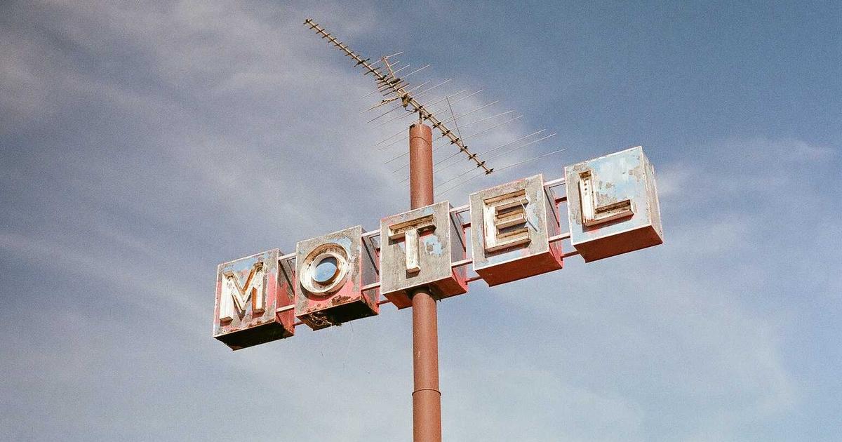 DROPIDEA | دروب ايديا - 10 Effective Sales Tactics to Close More Deals