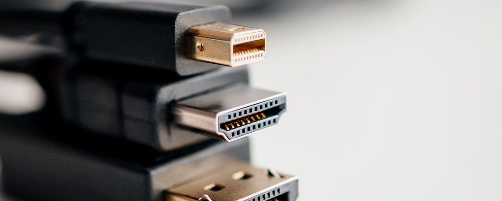 DROPIDEA | دروب ايديا - The difference between an HDMI 2.1 vs DisplayPort 1.4 cable and which is better for gaming